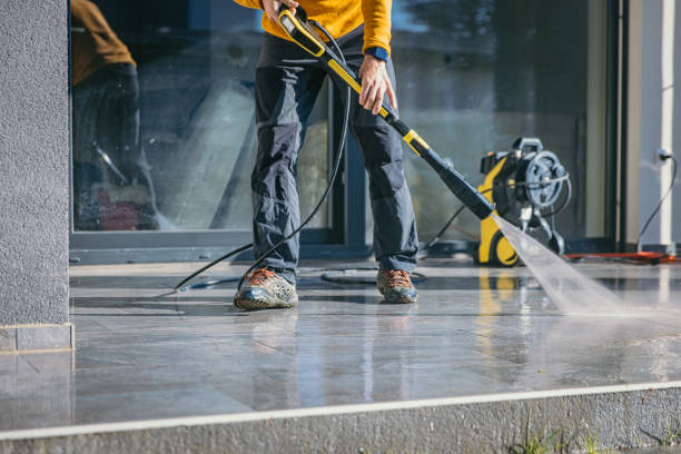 Best Driveway Pressure Washing  in Bolivar, TN